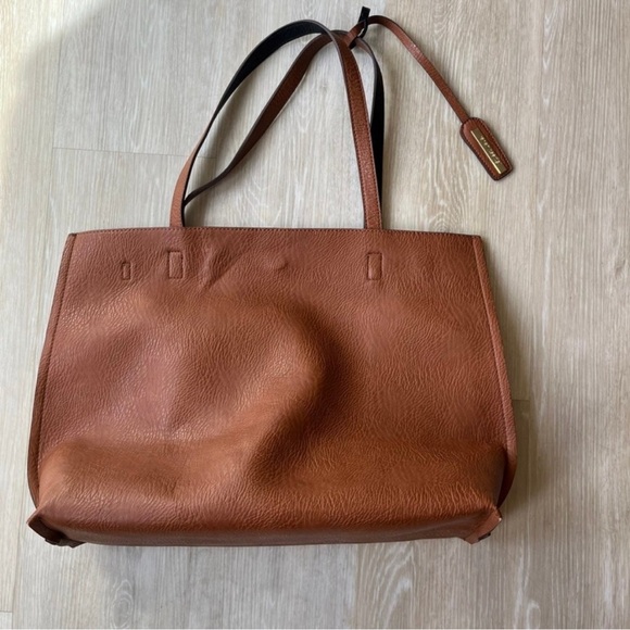 Street Level vegan tote, excellent condition, originally came from Nordstrom. - Picture 6 of 7